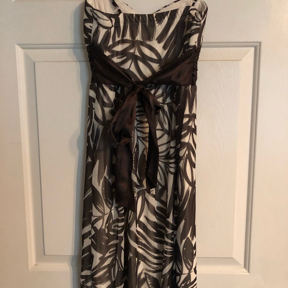 Dress - Picture 2 of 2